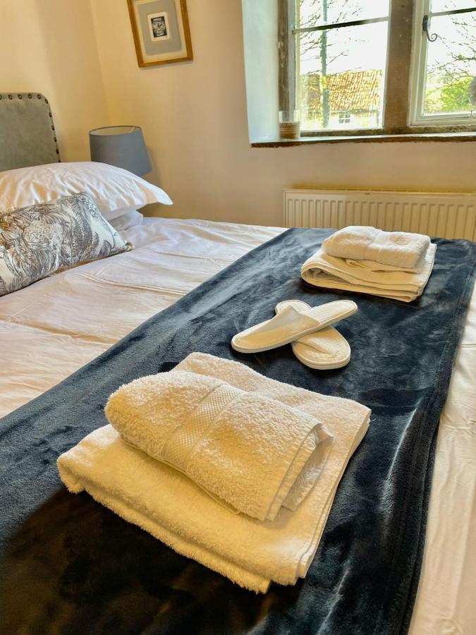 Hebe Cottage - Idyllic And Homely With Attention To Detail Atworth Ngoại thất bức ảnh